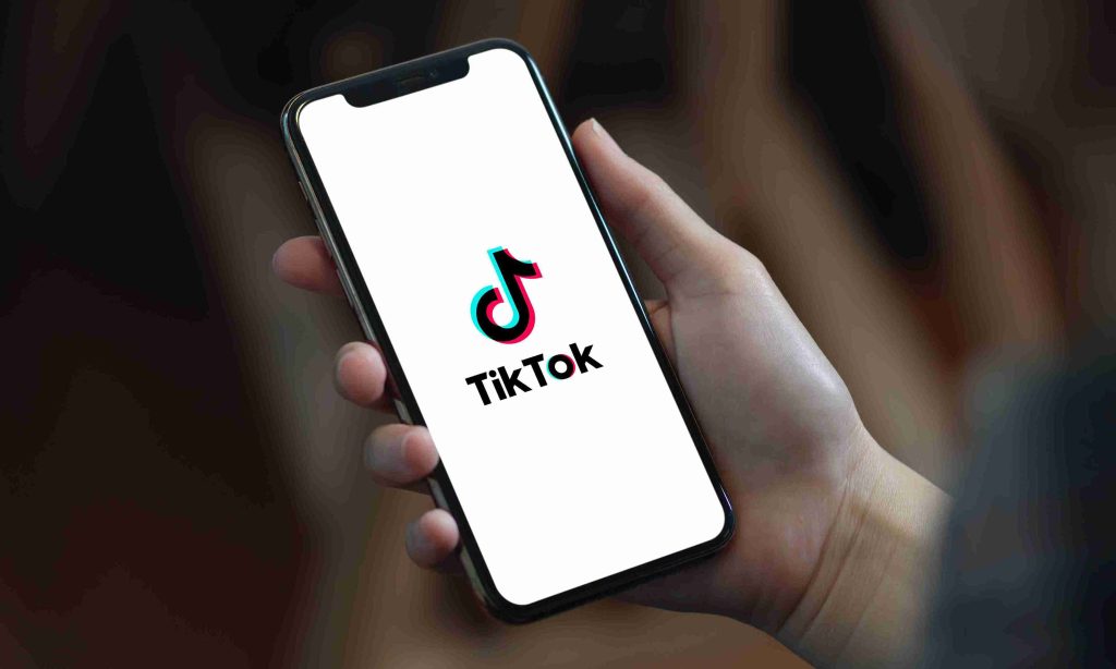 how long does tiktok business registration take​
